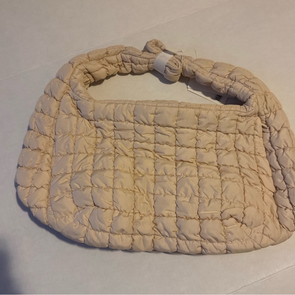 COS Quilted Oversized Crossbody Bag Off White NWT - Picture 11 of 11